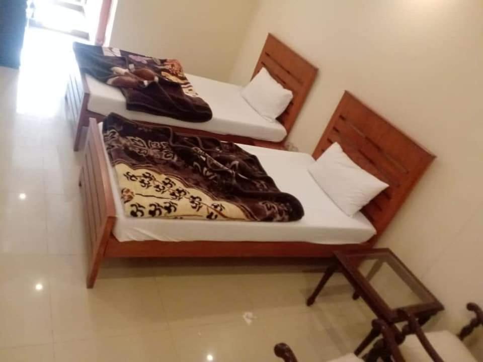 Pak Hotel Islamabad Esterno foto